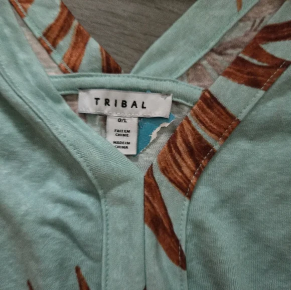NWT Tribal Tropical Tie Waist Top - Picture 5 of 5